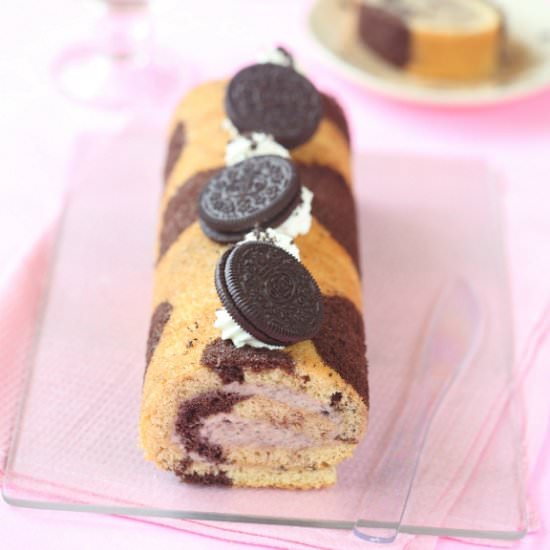 Oreo Swiss Roll Cake