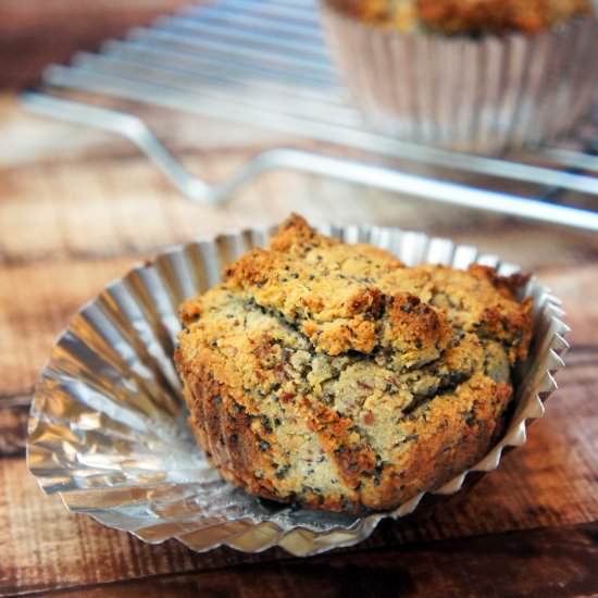 Paleo Lemon Poppy Seed Muffins