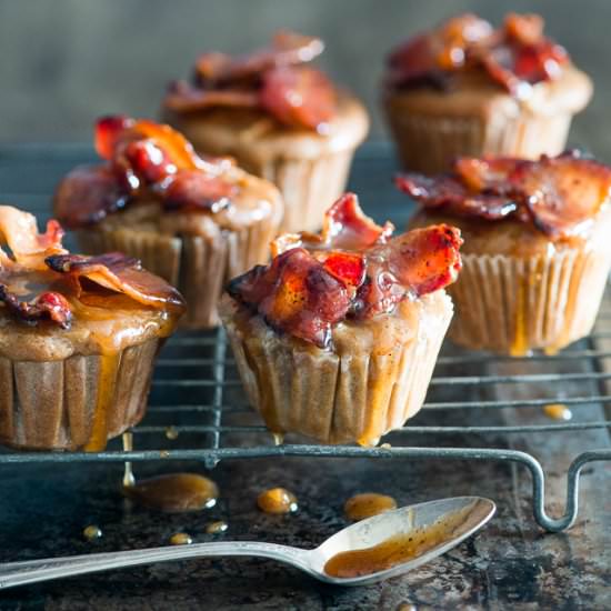 Killer Maple Bacon Apple Muffins