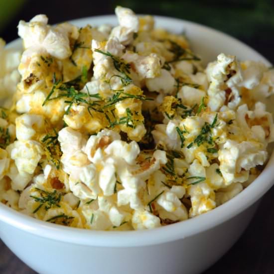 Vegan Cheesy Dill Popcorn