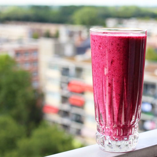 Very Berry Power Smoothie