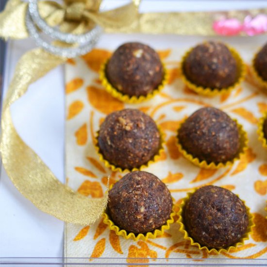 Oats Dry Fruits Ladoo (Balls)