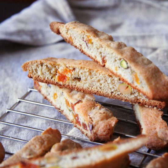 Apricot Pistachio Biscotti