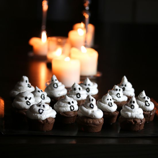 Spooky Ghost Cupcakes