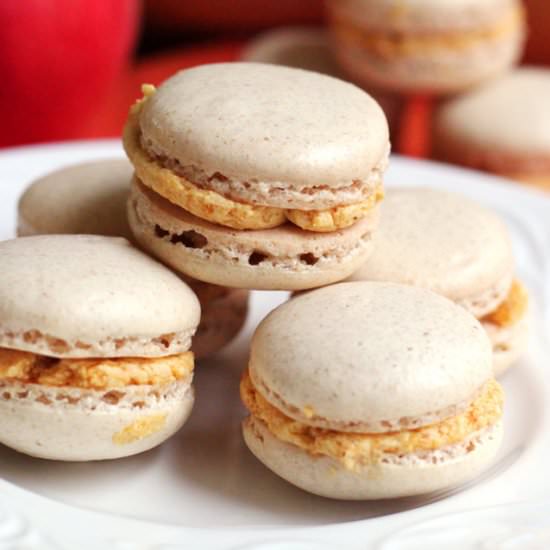 Ginger macarons with pumpkin