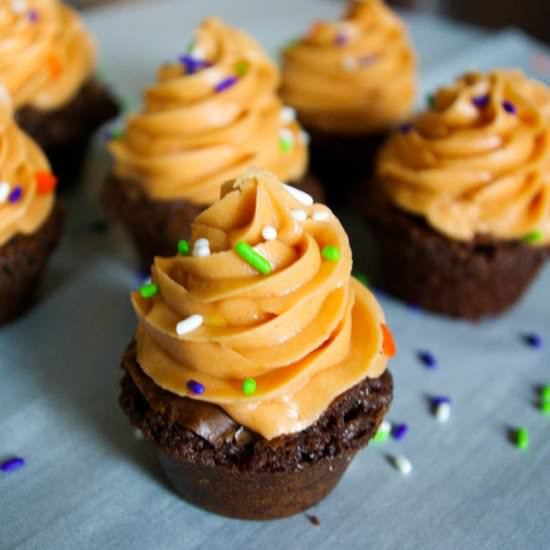 Butterfinger Brownie Cups