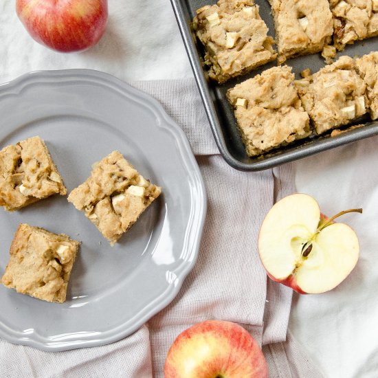 Apple Cinnamon Pecan Blondies