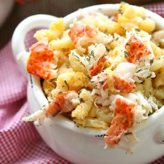 Lobster mac & cheese