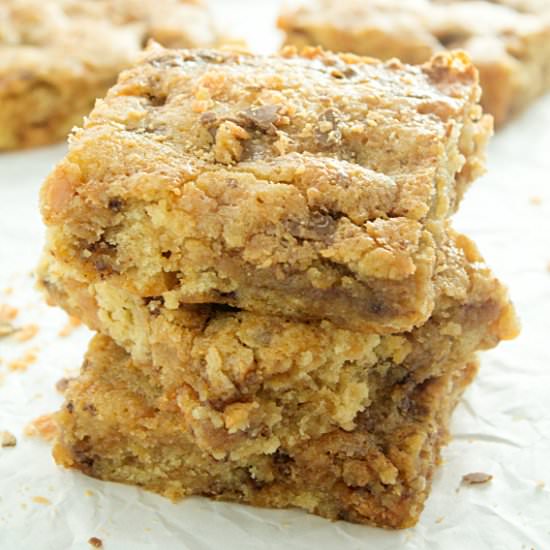 Butterfinger Blondies