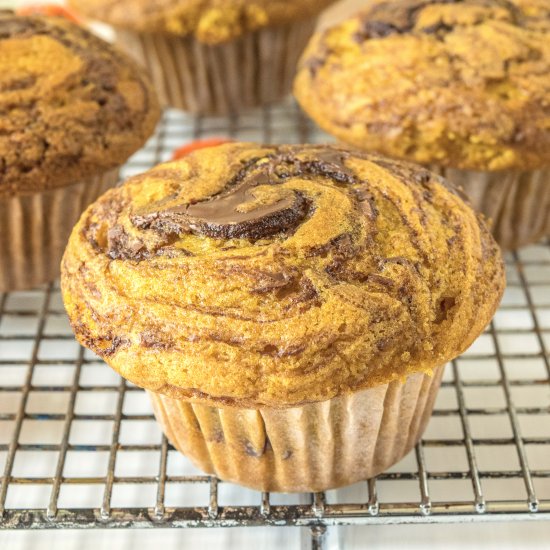 Pumpkin nutella swirl muffins