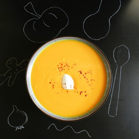 Roasted pumpkin soup