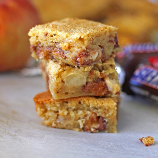 Snickers Apple Blondies