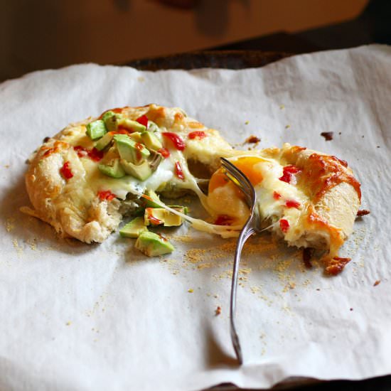 Jalapeño Popper Breakfast Pizza