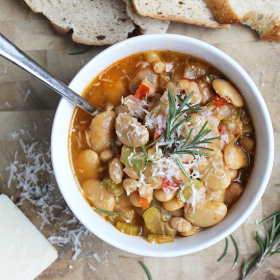 Rustic pasta e fagioli