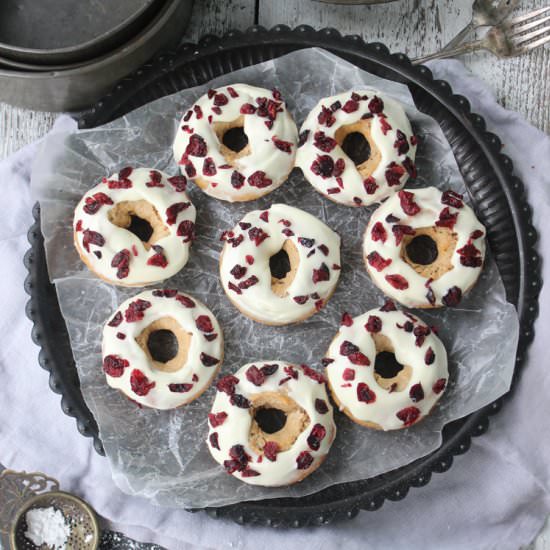 Cranberry Bliss Gingerbead Dounut