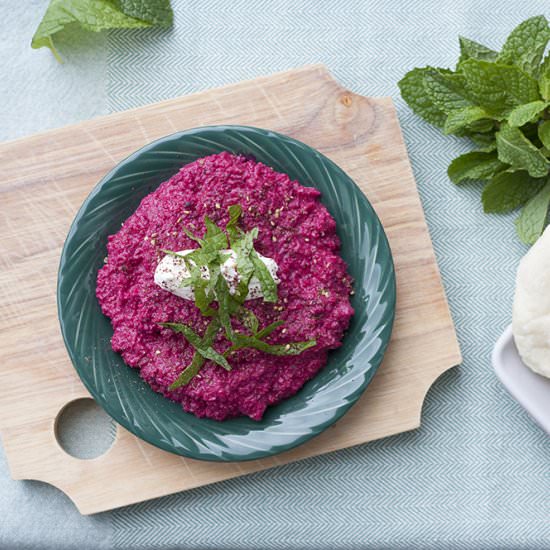 Roasted Beet & Greek Yogurt Dip