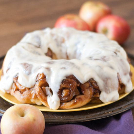 Cinnamon Roll Bundt Cake