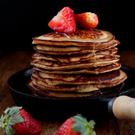 Grain-free Yogurt Almond Pancakes