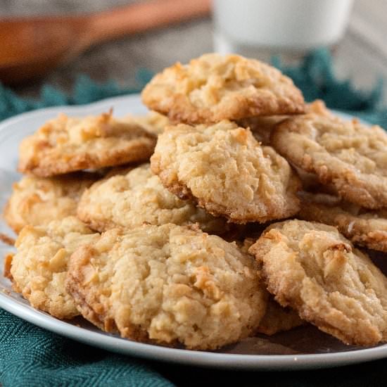 Chewy Coconut Cookies