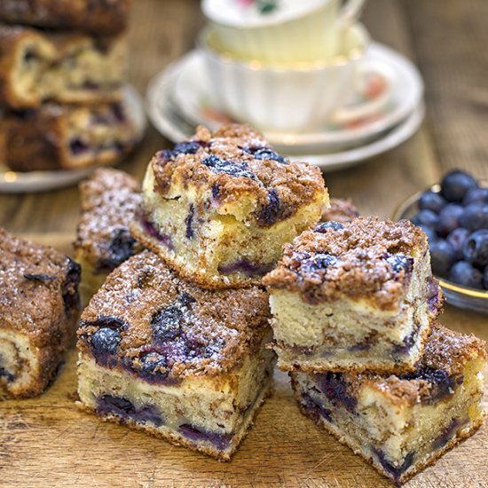 Blueberry Cheesecake Crumb Cake