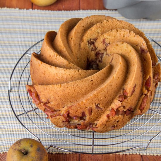 Apple bundt cake