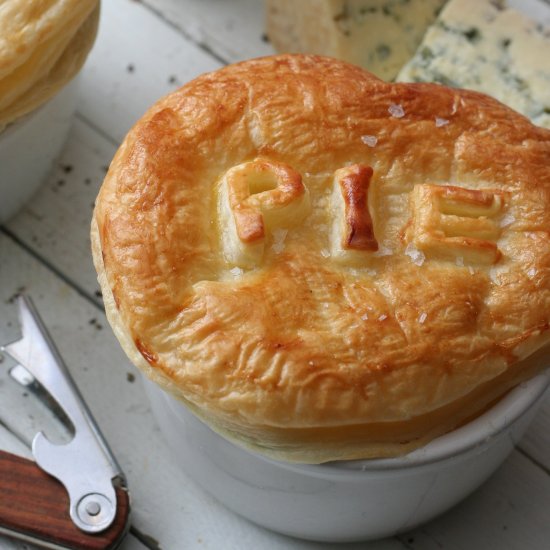 Beef, beer and blue cheese pot pies