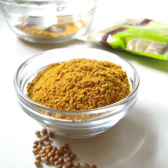 Homemade Mild Curry Powder