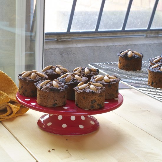 Mini Gluten Free Dundee Cakes