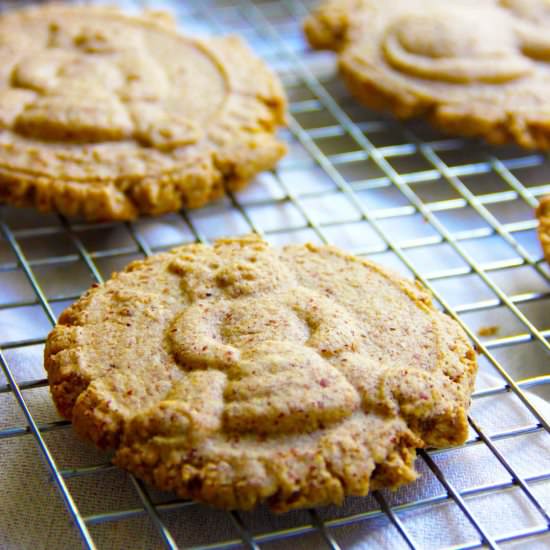 Cinnamon Spiced Almond Meal Cookie