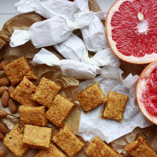 Apricot-grapefruit toffee