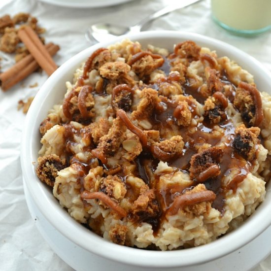 Cinnamon-Roll Cookie Oatmeal