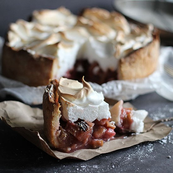 Deep Dish Rhubarb Meringue Pie