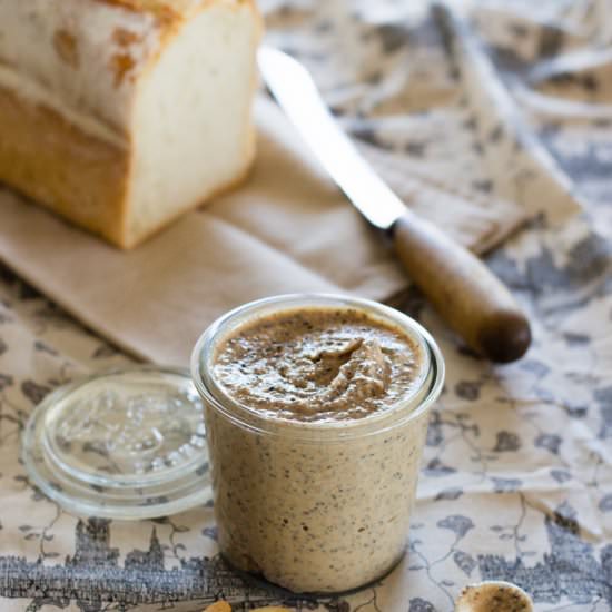 How to Make Super Food Nut Butter