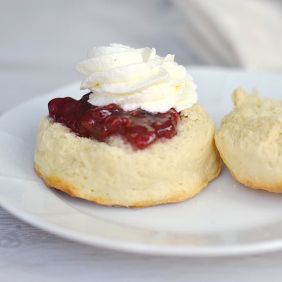 Rich Buttermilk Scones