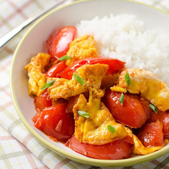 Classic Tomato and Egg Stir-Fry