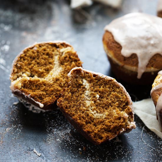 Cinnamon Gingerbread Muffins