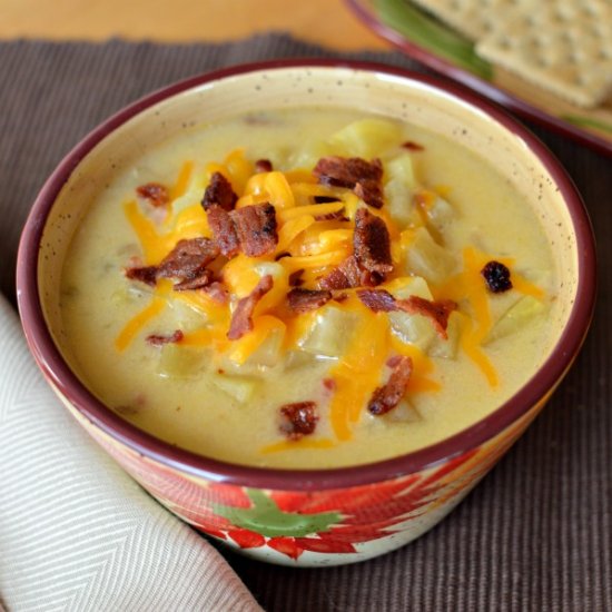 Slow Cooker Loaded Potato Soup