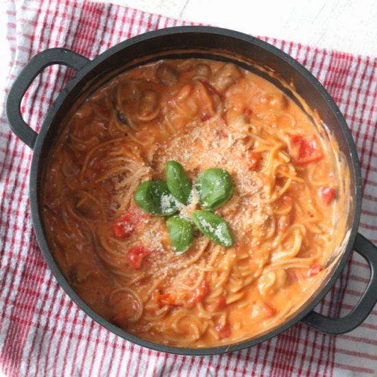 One Pot Creamy Sausage Pasta