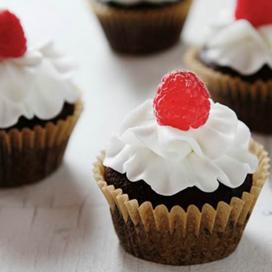 The Easiest Chocolate Cupcakes