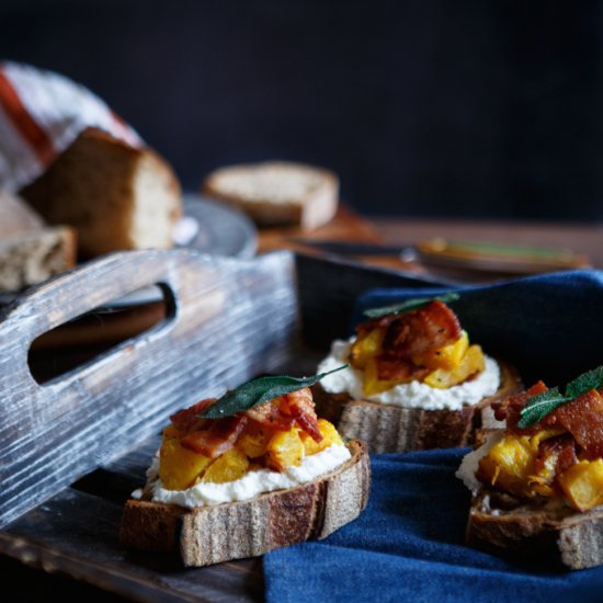 Acorn Squash Crostini