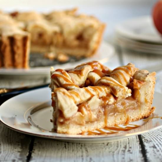 Salted Caramel Apple Pie