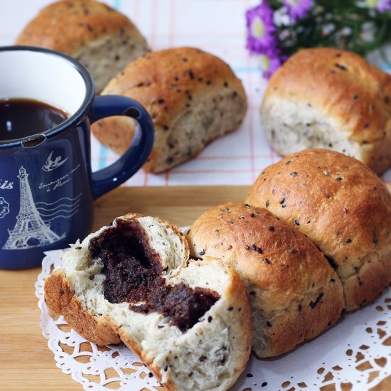 Black Sesame Bun with Azuki Bean