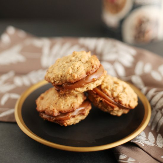 Oatmeal Dulce de Leche Cookies