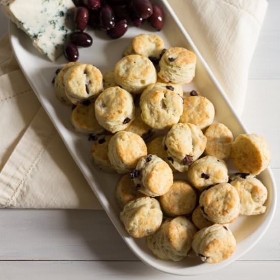 Black & Blue Biscuit Bites