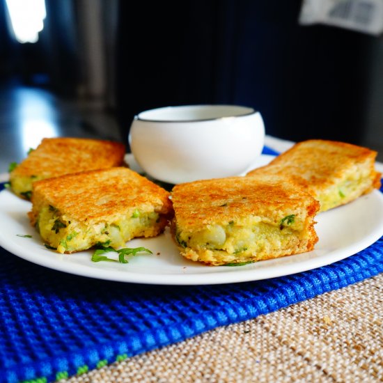 Samosa Toast