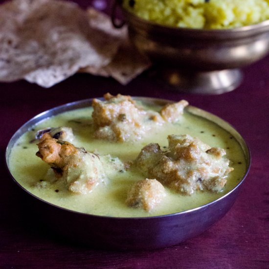 Punjabi Kadhi Pakodi