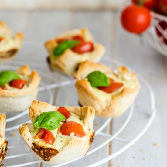 Ricotta-Tomato Muffins