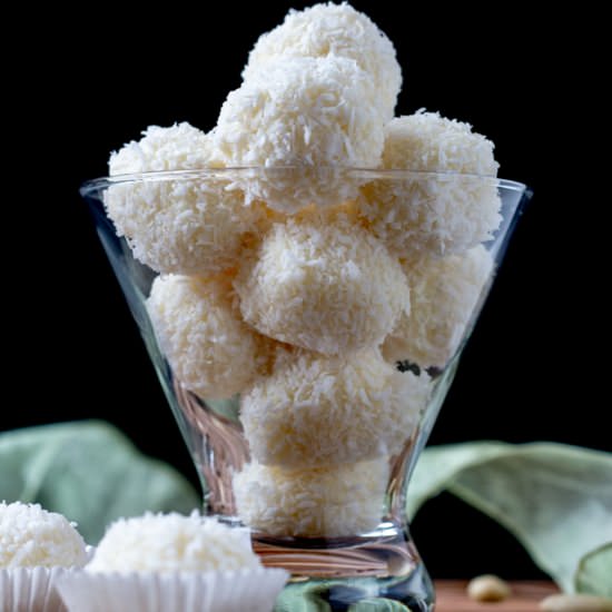 Homemade Raffaello Candy