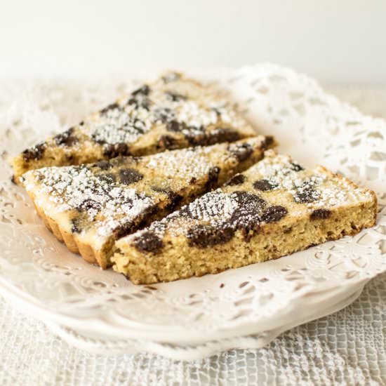 Izy’s Chocolate Chip Amaretto Torte