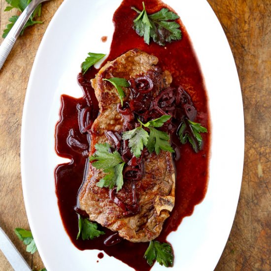 Sirloin Steak with Red Wine Sauce